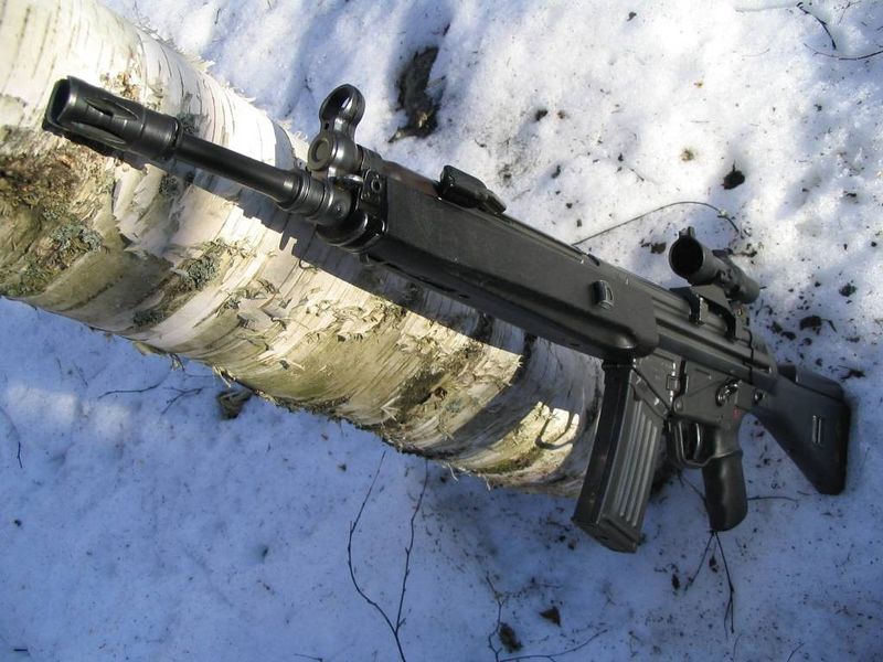 File:Weapon Heckler & Koch HK33.jpg